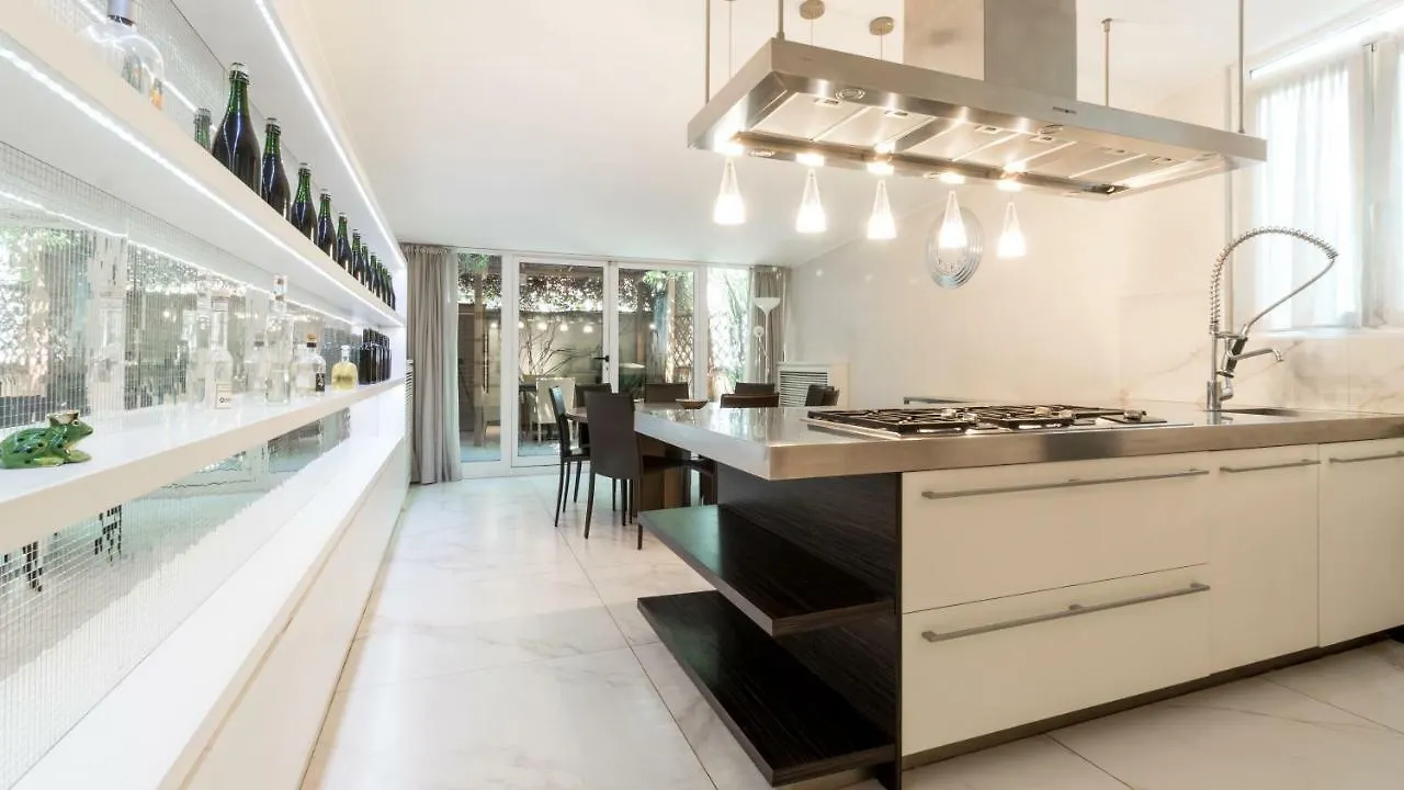 Apartmán Italianway - Durini 23 Milán 0*,  Itálie