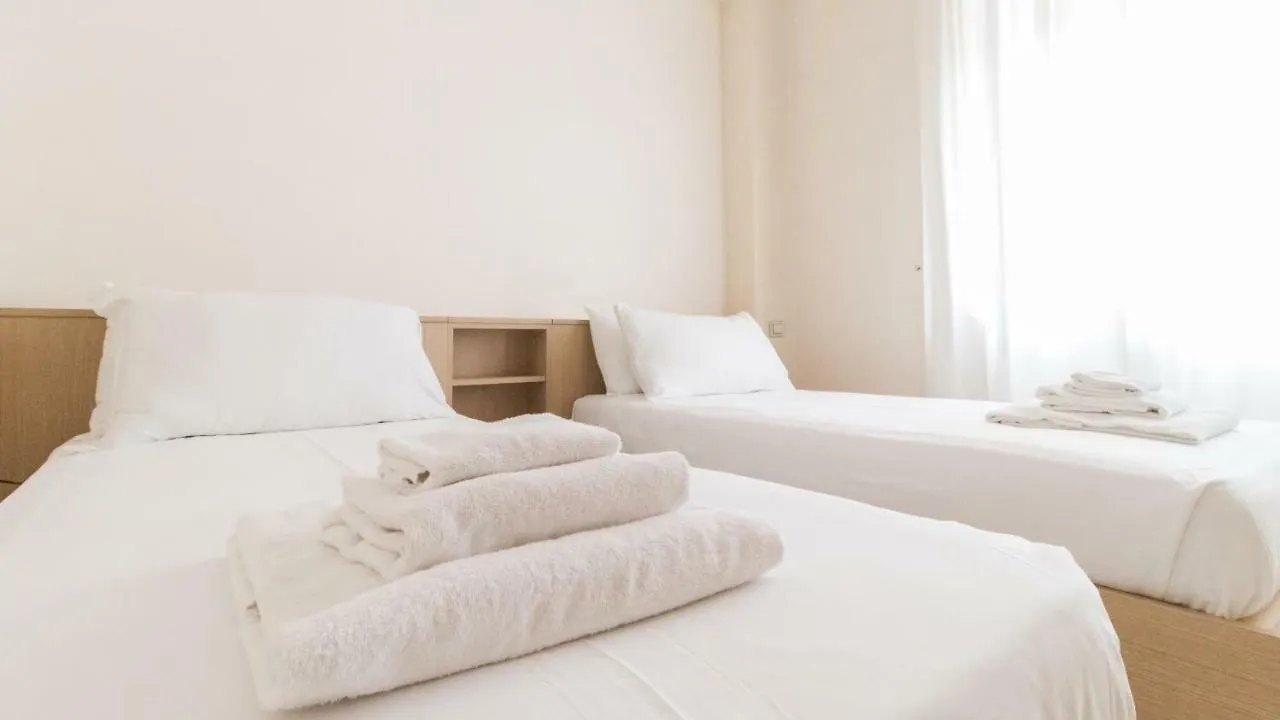 Apartmán Italianway - Durini 23 Milán 0*,